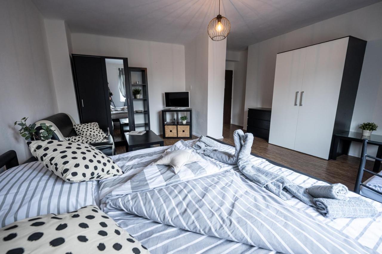 Apartmany Lanna Ceske Budejovice Buitenkant foto